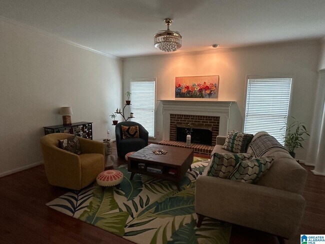 Building Photo - 2512 Christie Cir