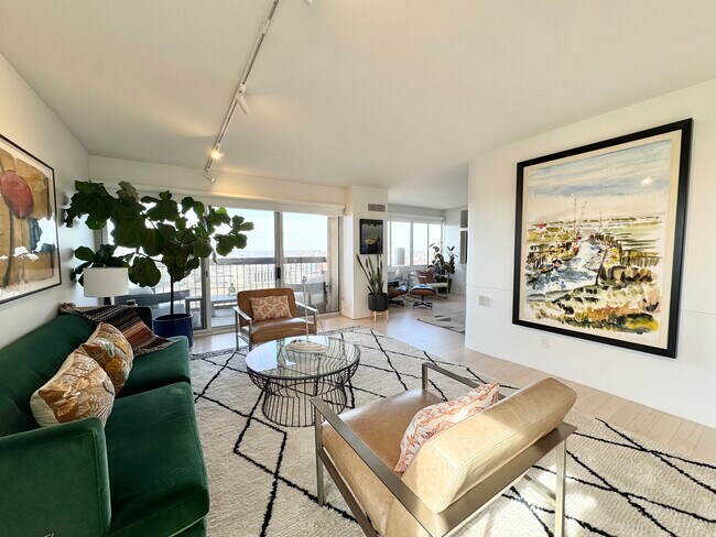 Building Photo - 2510 Grand Blvd