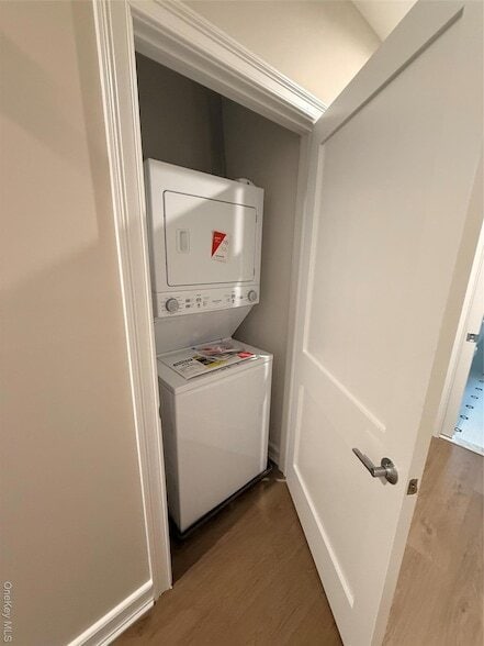 Building Photo - 122 Greenwich Ave