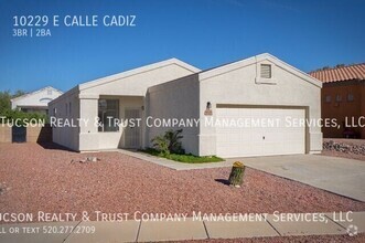 Building Photo - 10229 E Calle Cadiz