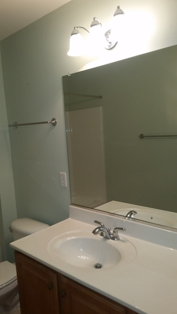 Building Photo - 2740 Parview Way