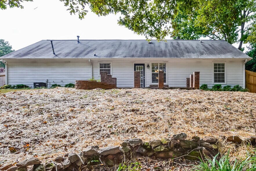 Building Photo - 5406 Cindy Ln SE