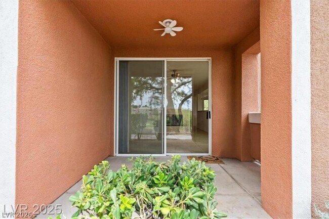 Building Photo - 664 Peachy Canyon Cir