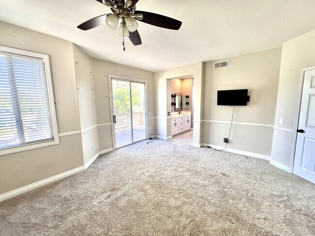Building Photo - 45354 Tesiben Ct