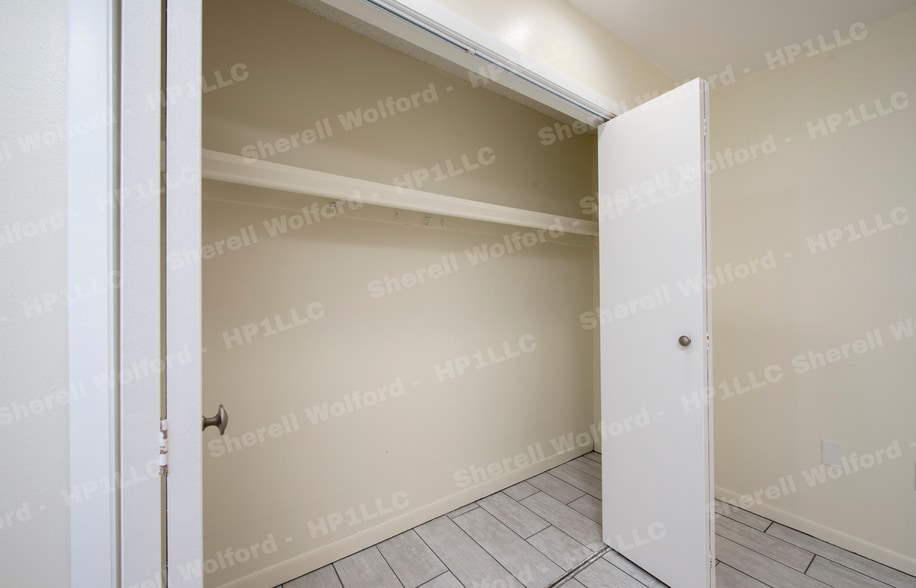 Building Photo - 5739 Peregrine Ave