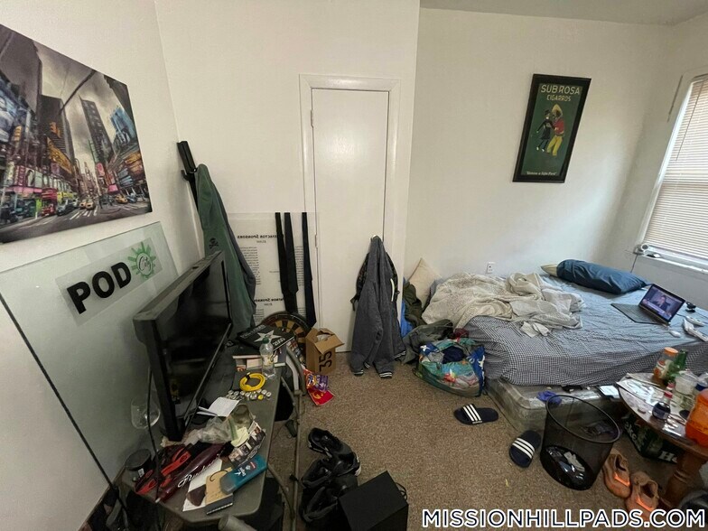 Building Photo - 28 S Huntington Ave