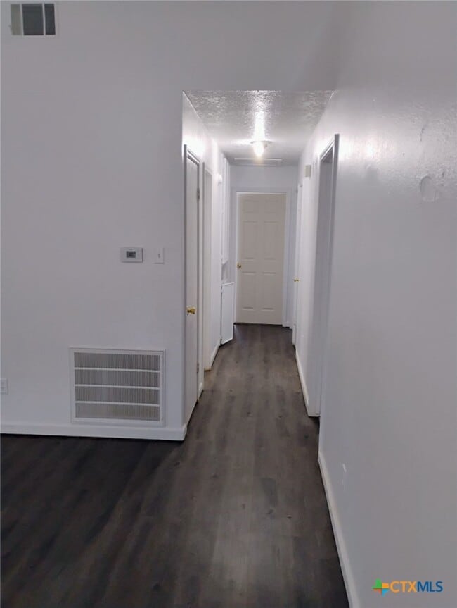 Building Photo - 209 Orchard St