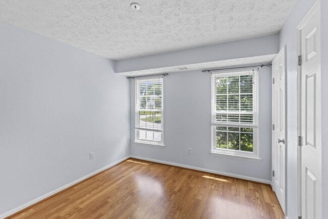 Building Photo - Coming Soon! Beautiful 2nd Floor Condo End Unit! Off of Route MD 100 & Close to MD Commuter Routes!