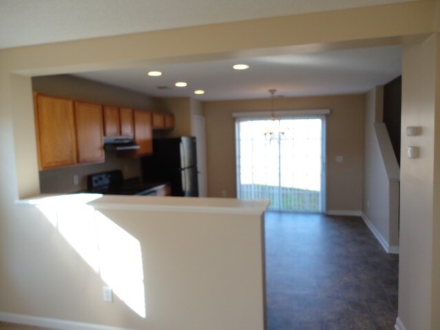 Building Photo - 6021 Ladish Ln