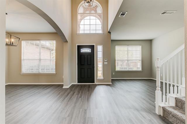 Building Photo - 2723 Excalibur Dr
