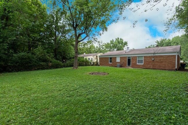 Building Photo - 6218 E Hampton Dr