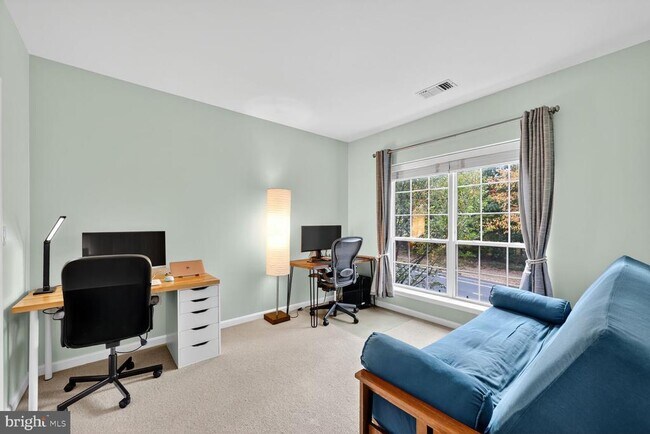 Building Photo - 4561 Strutfield Ln