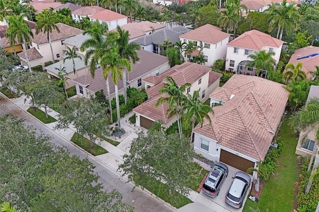 Building Photo - 1725 Winterberry Ln