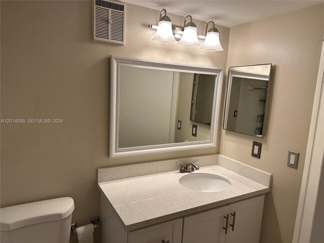 Building Photo - 17325 NW 67th Ct