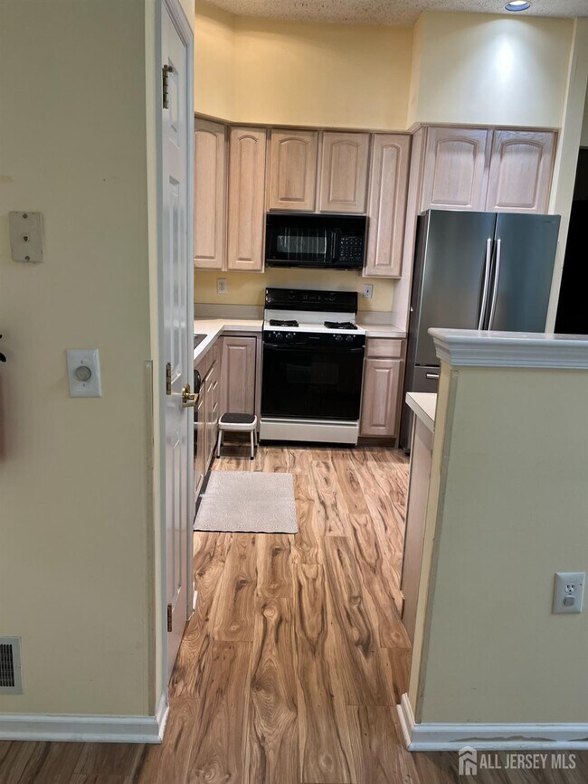 Building Photo - 11 Umberland Pl