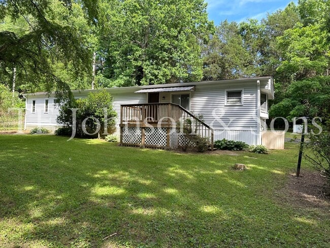 Primary Photo - Secluded 2 Bedroom Manufactured Home