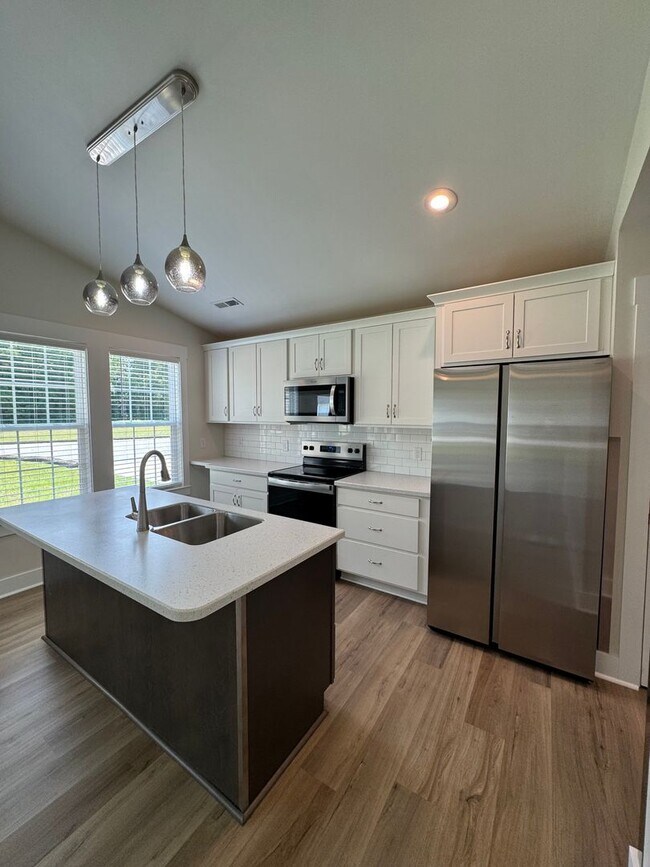 Building Photo - 503 Pecan Tree Ln