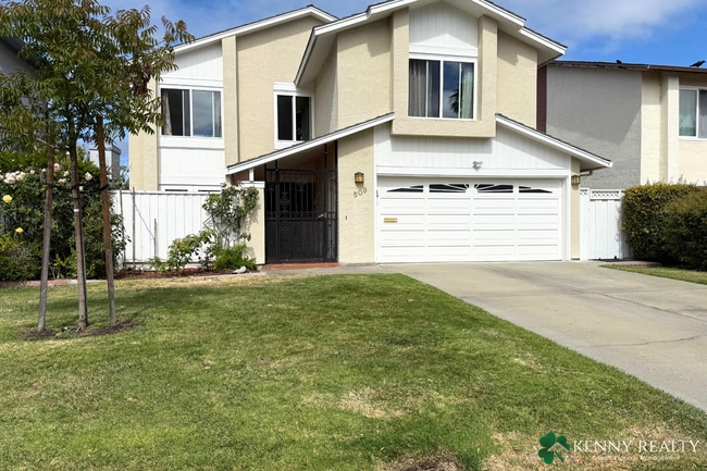 Building Photo - Charming Foster City Home with Outdoor Liv...