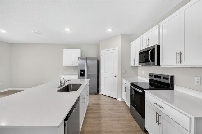 Building Photo - 10924 Rabbit Grv Trl