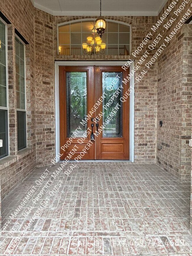 Building Photo - 3731 Edgewood Ct