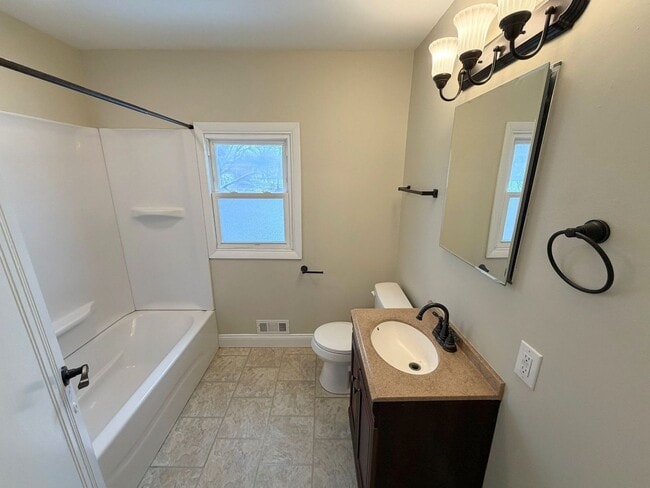 Building Photo - Single Family Home on Marland Heights for Rent