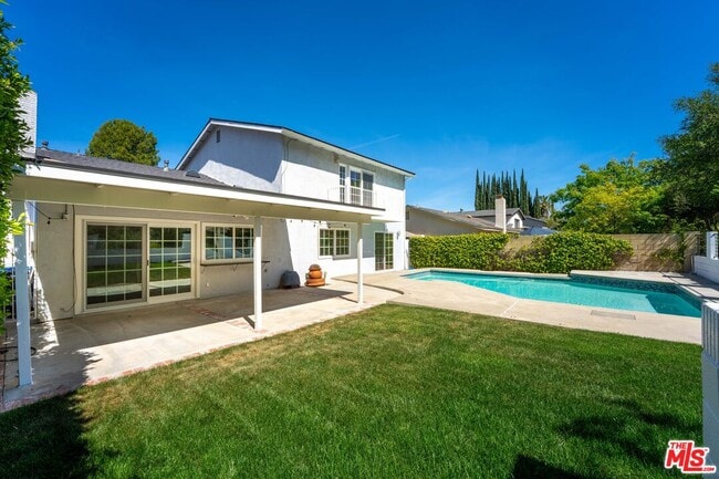 Building Photo - 29392 Hillrise Dr