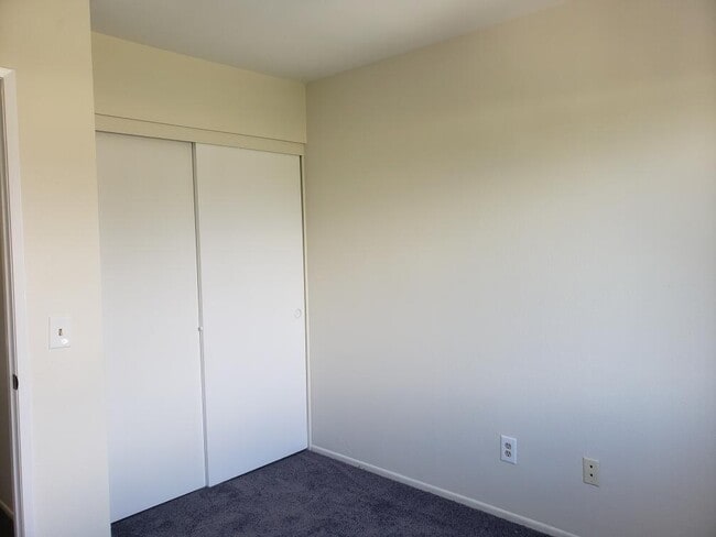 Building Photo - 8338 Woodley Pl