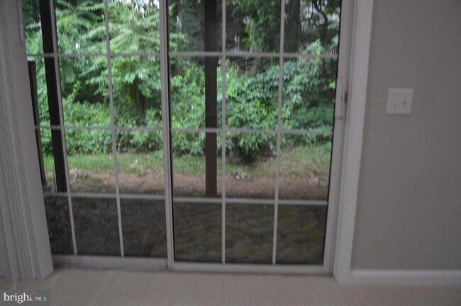 Building Photo - 4016 Timber Oak Trl