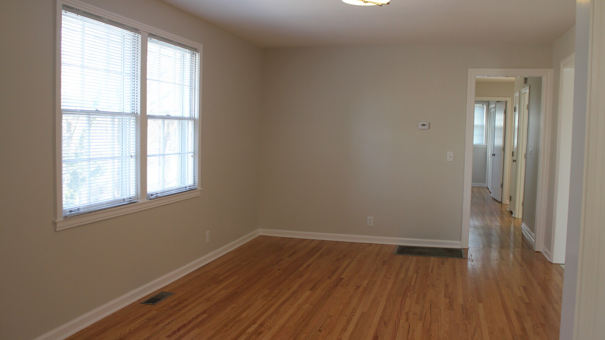 Family room. - 2614 Edge O Lake Dr