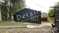 Building Photo - **APPLICATIONS PENDING** Newly Updated Pri...
