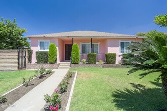 Building Photo - 13951 Terra Bella St