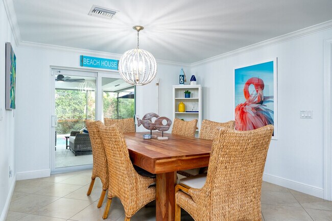 Building Photo - 149 Beachcomber St