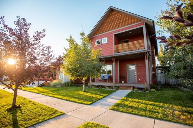Primary Photo - Charming Downtown Retreat: A Unique Blend ...