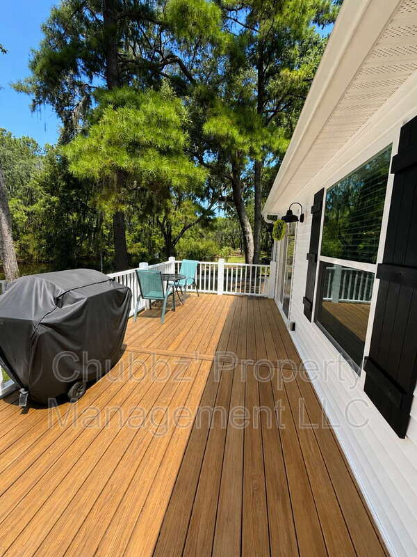 Building Photo - 44 Canopy Ln