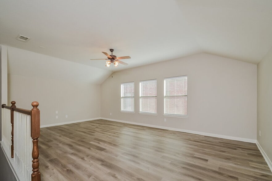 Building Photo - 1409 Mockingbird Dr