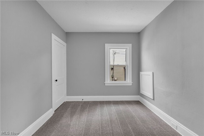Building Photo - 13722 Saybrook Ave