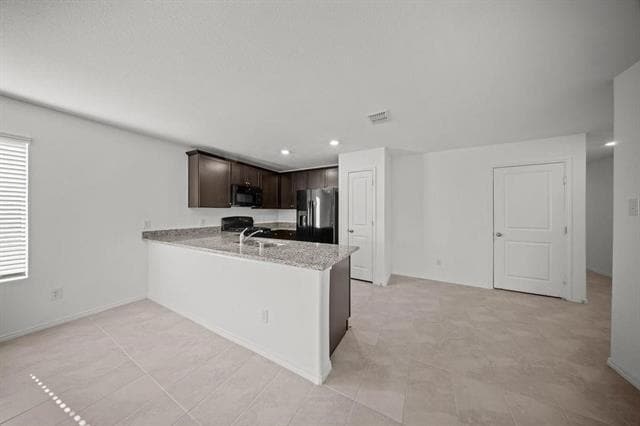 Building Photo - 2402 Mobile St