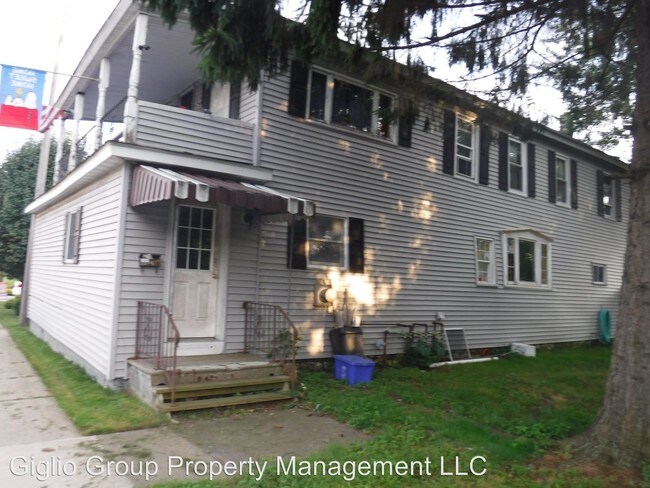 Building Photo - 301 Wayne St