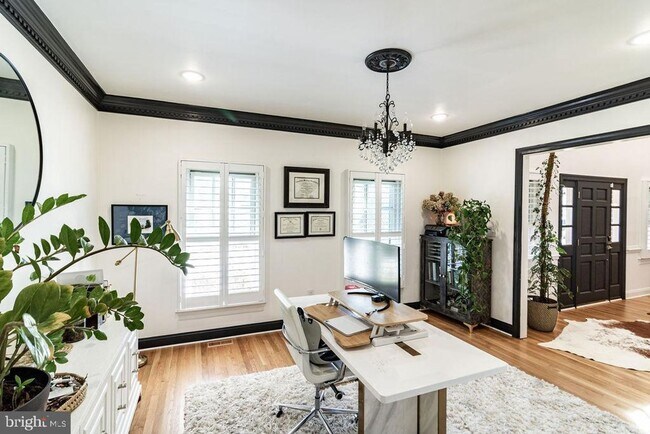 Building Photo - 14932 Alpine Bay Loop