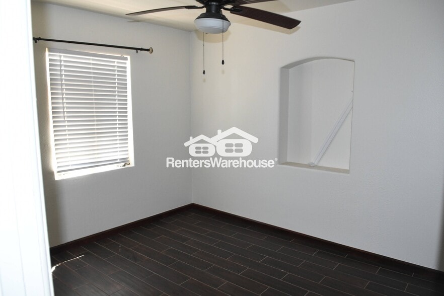 Building Photo - 325 W Highland Ave