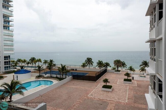 Building Photo - 1370 S Ocean Blvd