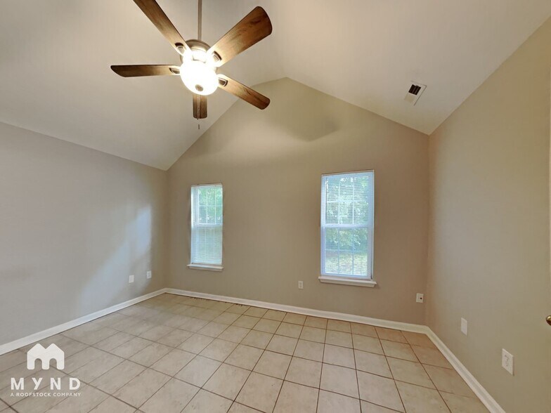 Building Photo - 119 Margaret Turner Rd