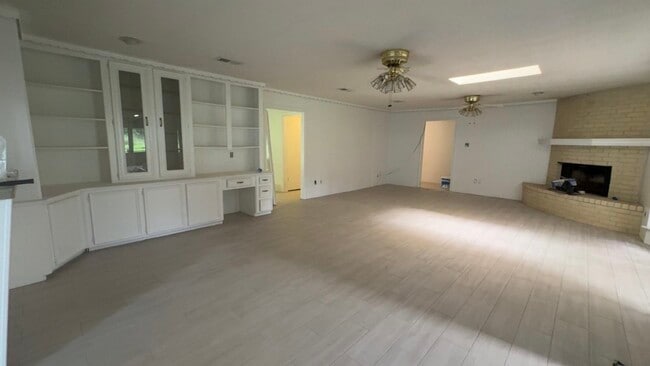Building Photo - 22803 Trailwood Ln