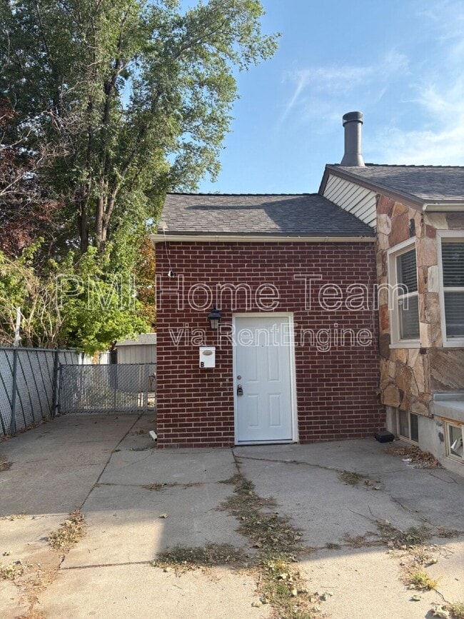 Building Photo - 732 E 1000 S