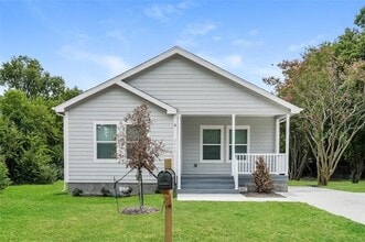 Building Photo - 2910 Wilhurt Ave