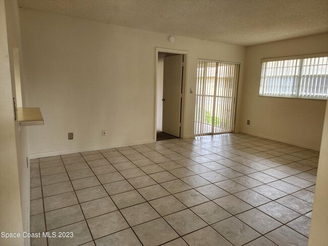 Building Photo - 1601 Sunny Brook Ln