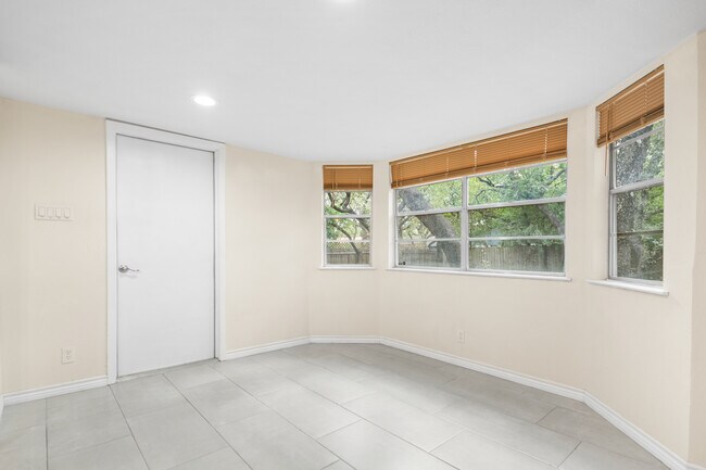 Building Photo - 8310 Watch Tower St