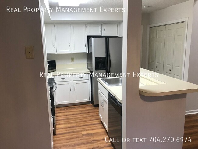 Building Photo - 7332 Winery Ln