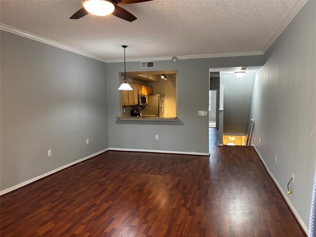 Building Photo - 5691 Bentgrass Dr