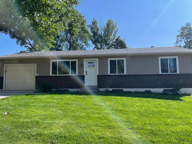 Primary Photo - 2925 19th St Rd